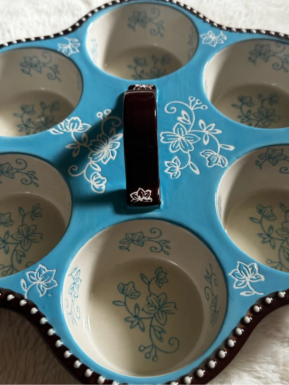 Temp-Tations Blue and Cream Floral 6-Bowl Serving Tray with Brown Handle